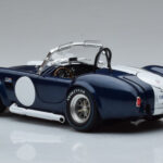 Shelby Cobra 427 S/C Donkerblauw Kyosho 1:18 - image 6 of 9