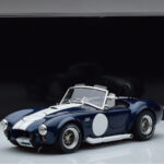 Shelby Cobra 427 S/C Donkerblauw Kyosho 1:18 - image 9 of 9