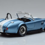 Shelby Cobra 427 S/C Lichtblauw Kyosho 1:18 - image 3 of 9