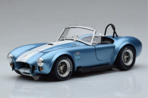 Shelby Cobra 427 S/C Lichtblauw Kyosho 1:18