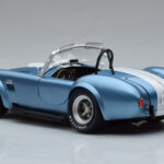 Shelby Cobra 427 S/C Lichtblauw Kyosho 1:18 - image 6 of 9