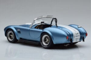 Shelby Cobra 427 S/C Lichtblauw Kyosho 1:18 08048SBL Metaal — afbeelding 6 van 9