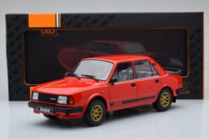 Skoda 130 LR Rood IXO 1:18 18CMC159 Metaal — afbeelding 6 van 6