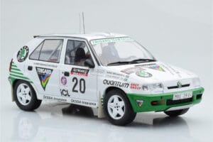 Skoda Felicia #20 S. Blomqvist / B. Cederberg Rally RAC Lombard 1995 IXO 1:18 18RMC147 Metaal — afbeelding 4 van 6