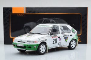 Skoda Felicia #20 S. Blomqvist / B. Cederberg Rally RAC Lombard 1995 IXO 1:18 18RMC147 Metaal — afbeelding 6 van 6