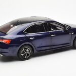 Skoda Octavia Pro Blauw FAW 1:18 ZMR000006BLA - image 3 of 8
