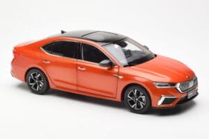 Skoda Octavia Pro Oranje FAW 1:18 ZMR000006ORA Metaal — afbeelding 6 van 8
