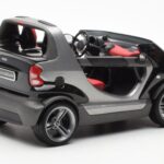 Smart Fortwo Crossblade Cabriolet Zilver Zwart Kyosho 1:18 - image 2 of 6