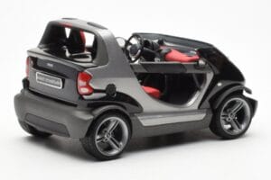 Smart Fortwo Crossblade Cabriolet Zilver Zwart Kyosho 1:18 13440 Metaal — afbeelding 2 van 6