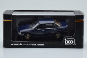 Subaru Legacy BC 2.0 Turbo RS Blauw IXO 1:43 CLC226 Metaal — afbeelding 4 van 4