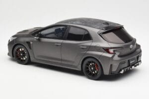 Toyota GR Corolla Morizo Edition Grijs Otto 1:18 OT451 Hars — afbeelding 5 van 6
