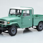 Toyota Land Cruiser 40 4x4 Pickup Groen Kyosho 1:18