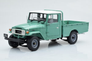 Toyota Land Cruiser 40 4x4 Pickup Groen Kyosho 1:18