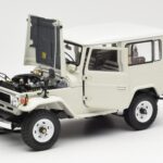 Toyota Land Cruiser FJ40 Van Wit Kyosho 1:18 08971W - image 2 of 8