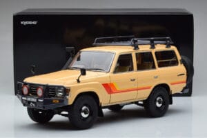 Toyota Land Cruiser 60 Beige Met Optionele Onderdelen Kyosho 1:18 08956XBE Metaal — afbeelding 12 van 12