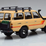 Toyota Land Cruiser 60 Beige Met Optionele Onderdelen Kyosho 1:18 - image 3 of 12