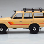 Toyota Land Cruiser 60 Beige Met Optionele Onderdelen Kyosho 1:18 - image 4 of 12