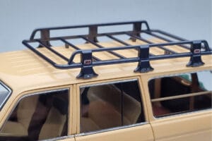 Toyota Land Cruiser 60 Beige Met Optionele Onderdelen Kyosho 1:18 08956XBE Metaal — afbeelding 8 van 12
