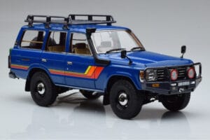 Toyota Land Cruiser 60 Blauw Met Optionele Onderdelen Kyosho 1:18 08956XBL Metaal — afbeelding 5 van 11