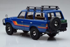 Toyota Land Cruiser 60 Blauw Met Optionele Onderdelen Kyosho 1:18 08956XBL Metaal — afbeelding 6 van 11