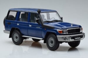 Toyota Land Cruiser J76 Blauw Almost Real 1:18 870101 Metaal — afbeelding 5 van 7