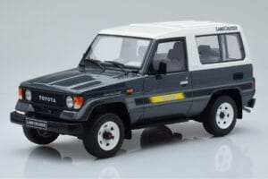 Toyota Land Cruiser LJ73 Grijs Otto 1:18 OT437