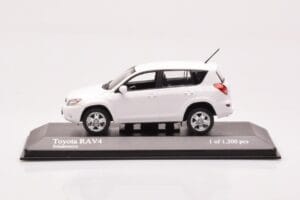Toyota RAV4 XA30 Wit Minichamps 1:43