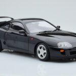 Toyota Supra A80 Zwart LCD 1:18 - image 4 of 7