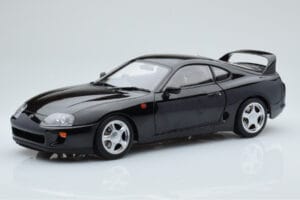 Toyota Supra A80 Zwart LCD 1:18 LCD18020-BL