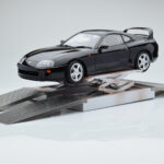 Toyota Supra A80 Zwart LCD 1:18 - image 6 of 7