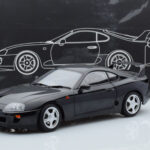 Toyota Supra A80 Zwart LCD 1:18 - image 7 of 7
