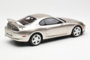 Toyota Supra A80 Zilver Otto 1:18 OTM715 Hars — afbeelding 2 van 6