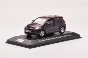 Toyota Urban Cruiser Paars Metallic Minichamps 1:43 403166963 Metaal — afbeelding 2 van 4