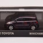 Toyota Urban Cruiser Paars Metallic Minichamps 1:43 403166963 - image 4 of 4