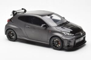 Toyota GR Yaris Circuit Package Zwart Otto 1:18 OT1046 Metaal — afbeelding 4 van 6
