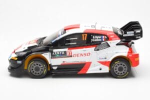 Toyota GR Yaris Rally1 #17 S. Ogier / V. Landais Safari Rally Kenya 2023 IXO 1:18 18RMC173A Metaal — afbeelding 3 van 6