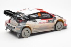 Toyota GR Yaris Rally1 #69 K. Rovanpera / J. Halttunen Safari Rally Kenya 2023 Dirty Version IXO 1:18 18RMC173B Metaal — afbeelding 2 van 6