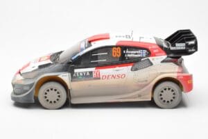 Toyota GR Yaris Rally1 #69 K. Rovanpera / J. Halttunen Safari Rally Kenya 2023 Dirty Version IXO 1:18 18RMC173B Metaal — afbeelding 3 van 6