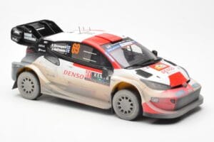 Toyota GR Yaris Rally1 #69 K. Rovanpera / J. Halttunen Safari Rally Kenya 2023 Dirty Version IXO 1:18 18RMC173B Metaal — afbeelding 4 van 6