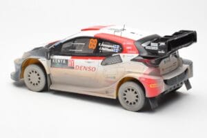 Toyota GR Yaris Rally1 #69 K. Rovanpera / J. Halttunen Safari Rally Kenya 2023 Dirty Version IXO 1:18 18RMC173B Metaal — afbeelding 5 van 6