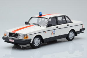 Volvo 240 GL Politie België Minichamps 1:18