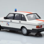 Volvo 240 GL Politie België Minichamps 1:18 - image 5 of 6