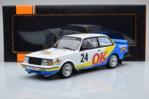 Volvo 240 Turbo Beckers #24 P.G. Andersson Nurburgring 1985 IXO 1:18 18RMC105A Metaal — afbeelding 6 van 6