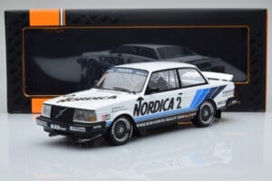 Volvo 240 Turbo Nordica #2 U. Granberg / T. Lindstrom ETCC Brno 1986 IXO 1:18 18RMC088 Metaal — afbeelding 6 van 6