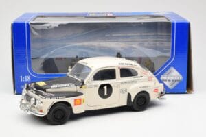Volvo PV 544 Rally Revell 1:18 8922 Metaal — afbeelding 8 van 8