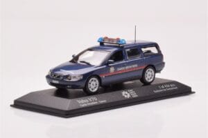 Volvo V70 Garde Frontiere Suisse Minichamps 1:43 430171899 Metaal — afbeelding 2 van 4