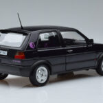 Volkswagen Golf GTI Mk2 Fire and Ice Paars Norev 1:18 - image 3 of 7