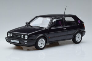 Volkswagen Golf GTI Mk2 Fire and Ice Paars Norev 1:18