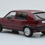 Volkswagen Golf GTI Mk2 Rood MCG 1:18 - image 5 of 6