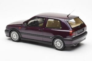 Volkswagen Golf Mk3 VR6 Syncro Donker Violet Parelmoer Otto 1:18 OT1052 Hars — afbeelding 5 van 6